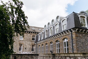Grange Hotel