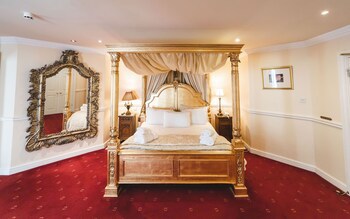 Grange Hotel