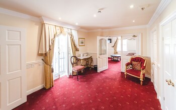 Grange Hotel