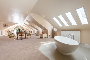 Grange Hotel
