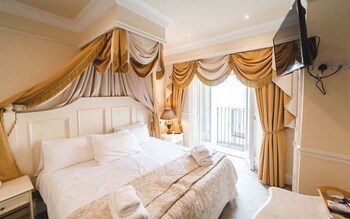 Grange Hotel