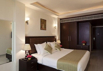 Hotel Saptagiri