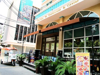 Bourbon St Boutique Hotel