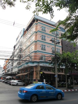 Bourbon St Boutique Hotel