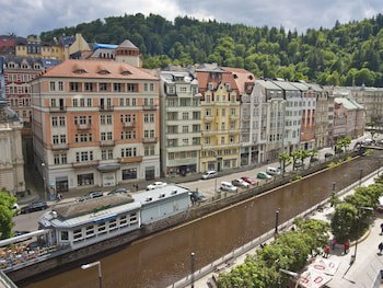Ea Hotel Elefant