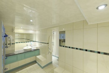 Clifton Park Hotel - Exclusive To Adults