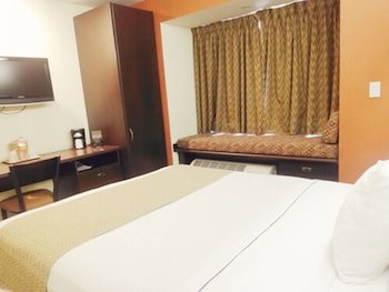 Microtel Inn & Suites By Wyndham Toluca