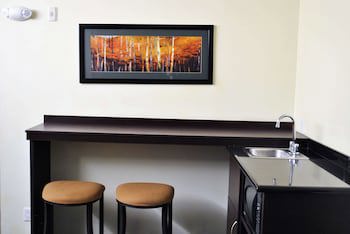 Microtel Inn & Suites By Wyndham Toluca