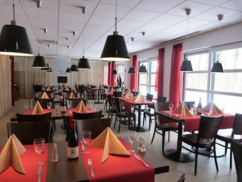 Dc Hotel Charleroi Airport