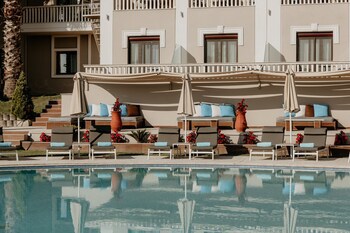 Heaven Hotel