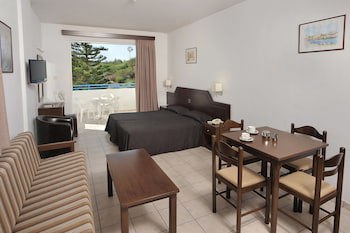 Petrosana Hotel Apartments galeri fotoğrafı