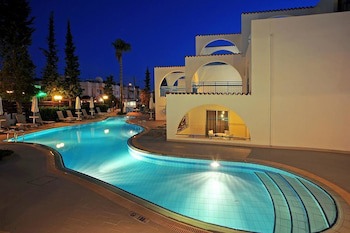 Petrosana Hotel Apartments fotoğrafı