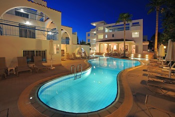 Petrosana Hotel Apartments galeri fotoğrafı