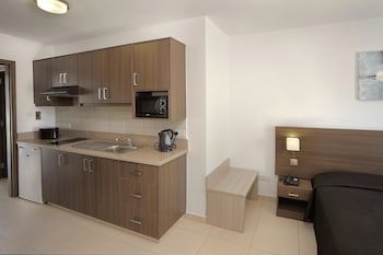 Petrosana Hotel Apartments galeri fotoğrafı