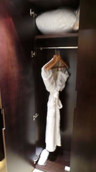 Amman Airport Hotel