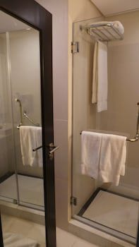 Amman Airport Hotel
