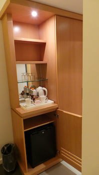 Amman Airport Hotel