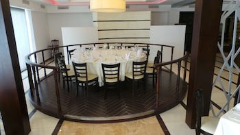 Amman Airport Hotel