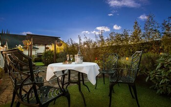 Newgrange Hotel