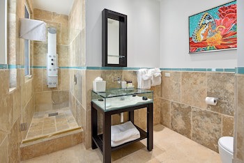 Coral Beach Club Villas & Marina
