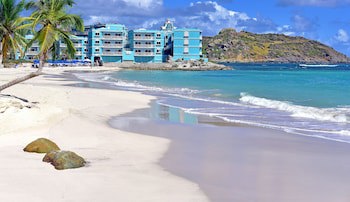 Coral Beach Club Villas & Marina
