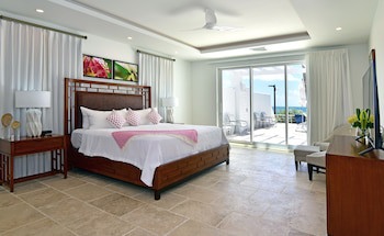 Coral Beach Club Villas & Marina