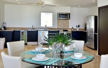 Coral Beach Club Villas & Marina