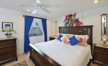 Coral Beach Club Villas & Marina
