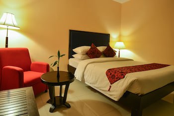 Almond Hotel Sothearos