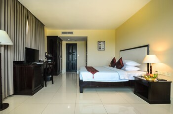 Almond Hotel Sothearos