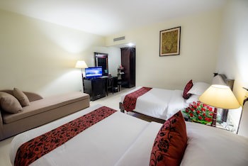 Almond Hotel Sothearos