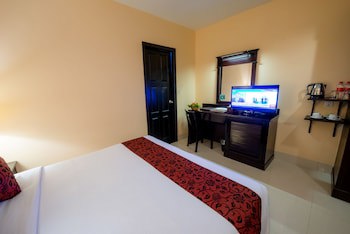 Almond Hotel Sothearos