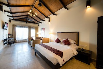 Almond Hotel Sothearos