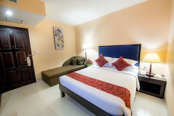 Almond Hotel Sothearos