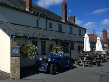 The Helyar Arms