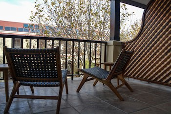 Asara Wine Estate & Hotel