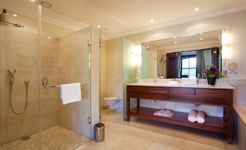 Asara Wine Estate & Hotel