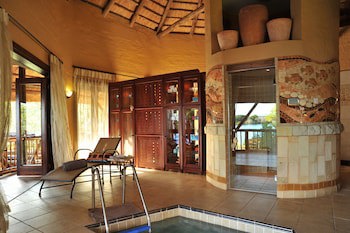 The David Livingstone Safari Lodge & Spa