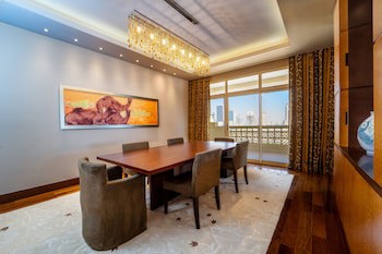 Grand Hyatt Doha Hotel And Villas