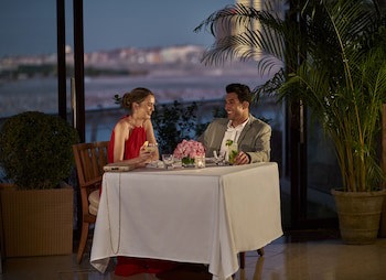 Grand Hyatt Doha Hotel And Villas
