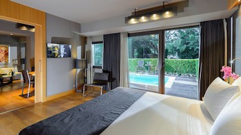 Alexander Beach Hotel & Spa