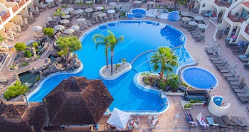 Royal Sunset Beach Club