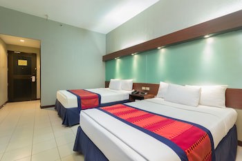 Microtel By Wyndham Eagle Ridge