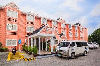 Microtel By Wyndham Eagle Ridge