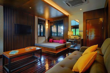 Gayana Marine Resort
