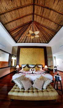 Gayana Marine Resort