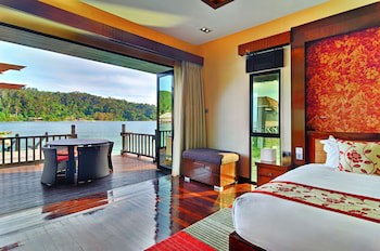 Gayana Marine Resort