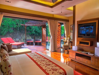 Gayana Marine Resort