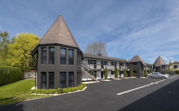 The Towers On The Park