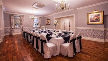 Castle Arch Hotel